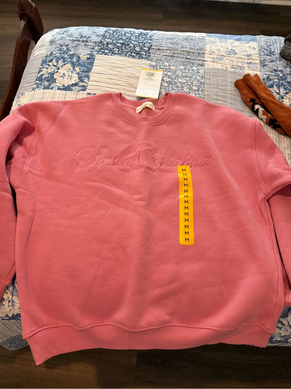 South Carolina Embroidered Crewneck Sweater - Pink
